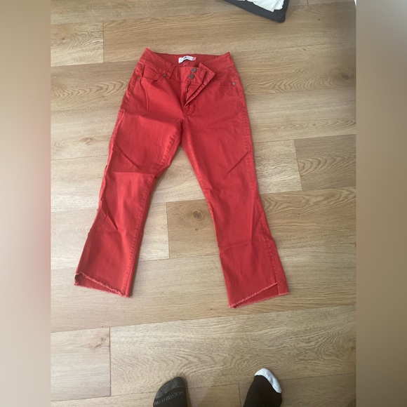 Red jeans - Picture 2 of 3